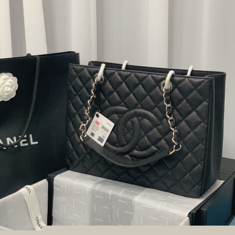 Ch*el shopping bags